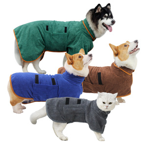 Peignoir de bain pour chien de style cape verte, absorbant et à séchage rapide, pour chiens de grande race, comme le Malamute d'Alaska et le Golden Retriever - Product Image 4
