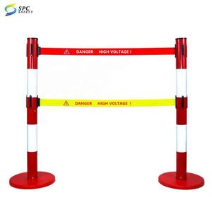 เสาคิว<span class=keywords><strong>แบบ</strong></span>ใหม่พร้อมฐานถ่วงน้ำพลาสติก PVC สำหรับควบคุมฝูงชน พร้อมสายรัดแบบยืดหดได้ - Product Image 3