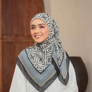 Haute Qualité Dubaï Hijab Musulman Mode Écharpe Châle Beau Nouveau Design Ethnique Bandana pour Musulman Arabe Prix - Product Image 2