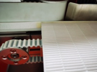 Machine de collage et de collage latéral de filtres à haute efficacité et à économie d'énergie pour filtre à air HEPA avec garantie d'un an et puissance de 10 kW