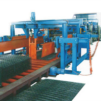 Machine à souder pour clôture à nœuds fixes en treillis métallique galvanisé à chaud avec moteur et PLC (Nœuds fixes -017) Économie d'énergie