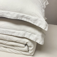 Parure de lit classique blanche en lin français 100 % écologique et rafraîchissante, comprenant des taies d'oreiller et un drap plat pour usage domestique