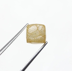 เพชรดิบทรงลูกบาศก์ 4.86 กะรัต นำเข้าใหม่ ได้รับมาจากแหล่งที่มาอย่างมีจริยธรรม เหมาะสำหรับเครื่องประดับเพชรพิเศษ เครื่องประดับเพชรดิบ - Product Image 6