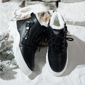 <span class=keywords><strong>Stivali</strong></span> da Neve Invernali alla Moda da <span class=keywords><strong>Donna</strong></span> Nuovi e di Tendenza Impermeabili in Ecopelle PU Barefoot Imbottiti con Design Antiscivolo Personalizzati all'Ingrosso - Product Image 5