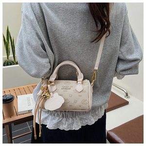 Bolso de Hombro Sunny Valley 2025 para Mujer, Modelo Echo, con Patrón Geométrico de Alta Calidad, Diseño de Diseñador, Cierre de Cremallera, Poliéster Impermeable, Ideal para Fiestas - Product Image 4