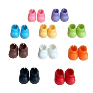 Toys Macaroon Bubble Matt Blind Box Promotional Plastic Doll with Clothing Boots Accessories