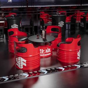 Combinazione Tavolo <span class=keywords><strong>e</strong></span> Sedie in Stile Industriale, Materiale PVC, Design Barile d'Olio, per <span class=keywords><strong>Bar</strong></span>, Caffè, Bancone, Divano - Product Image 4