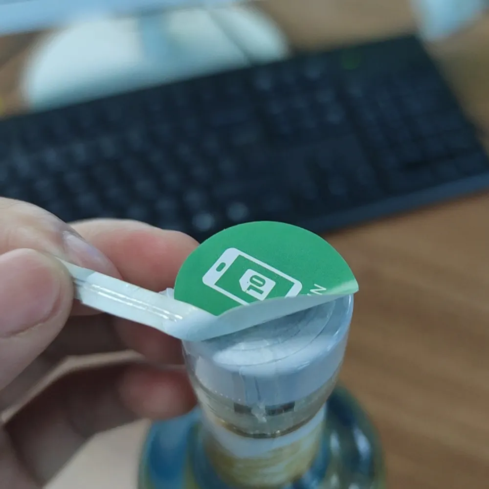 Tahan air 213TT 424 NFC tag tahan Tamper 13.56mhz botol stiker tahan Tamper NFC dengan Logo