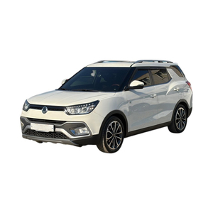 Ssangyong Tivoli Air Auto Diesel Compact SUV blanc 2017 propre, économique en carburant, voiture d'occasion coréenne abordable - Product Image 1