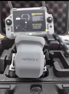 โดรนเชิงพาณิชย์ Matrice 4T 4E รุ่นผู้เชี่ยวชาญ พร้อมมอเตอร์ไร้แปรงถ่าน กล้องถ่ายภาพความร้อนอินฟราเรด สำหรับการตรวจสอบ การค้นหาช่วยเหลือกลางคืน และการสำรวจ - Product Image 2