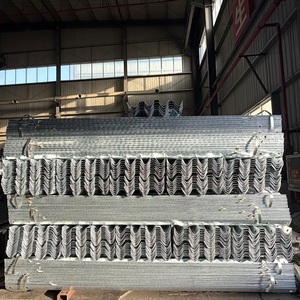 Barrières de sécurité routière de <span class=keywords><strong>type</strong></span> W, norme AASHTO M180, classe A, <span class=keywords><strong>type</strong></span> 2, meilleur prix, haute qualité, <span class=keywords><strong>avec</strong></span> poteaux et supports pour la sécurité routière - Product Image 6