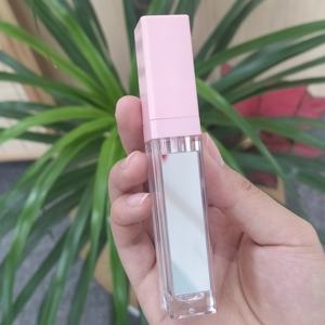 Tubos de brillo de labios <span class=keywords><strong>LED</strong></span> negro rosa de 8,5 ml con tinte de aceite de labios de espejo contenedor vacío y embalaje logotipo personalizado - Product Image 5