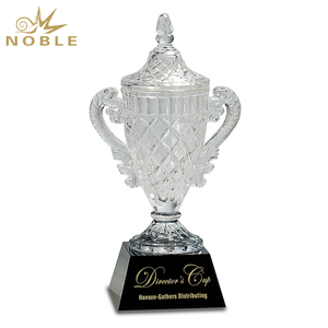 उच्च गुणवत्ता मुक्त उत्कीर्णन क्रिस्टल चैंपियन कप ट्रॉफी पुरस्कार - Product Image 4