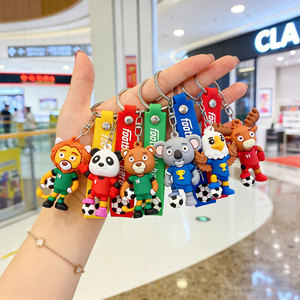 Llaveros de Fútbol con Animales de Dibujos Animados, Colgante 3D de PVC, Regalo de Recuerdo, Accesorio Ligero para Bolsos - Product Image 2