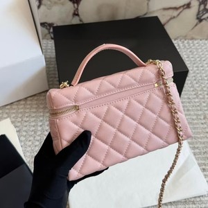 Pink Diamond Patterned Women's Shoulder Bag With Zipper Closure Horizontal <b>Square</b> Fashion Handbag For Everyday Use - Product Image 2