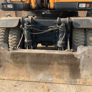 Excavatrice sur pneus Hyundai d'occasion 21 tonnes HYUNDAI 210W-9 Moteur 129kw Puissance 0.92M Capacité de la cuve Haute qualité Prix bas pour - Product Image 6