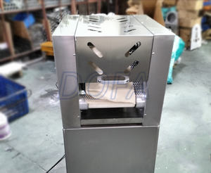 آلة لف الكرواسون الأوتوماتيكية بالكامل خاصة للمصانع الغذائية الكبيرة - Product Image 6