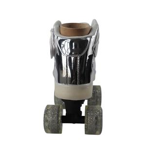 Patins à roulettes Quad en ligne à 4 roues à double rangée de haute qualité <span class=keywords><strong>avec</strong></span> lumières clignotantes à LED <span class=keywords><strong>Chaussure</strong></span> de skate de qualité garantie - Product Image 3