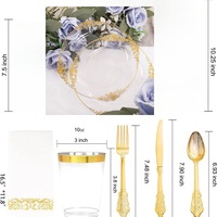 Assiettes en plastique de luxe pour mariage, kits de fournitures de fête jetables en PS avec motif gaufré et bordure perlée dorée