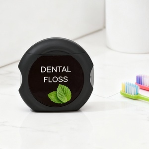 Logo OEM Fluorure de menthe <span class=keywords><strong>sans</strong></span> PFAS Dent sensible orale Huile de noix de coco Candelilla <span class=keywords><strong>Fil</strong></span> <span class=keywords><strong>dentaire</strong></span> extensible ciré - Product Image 1