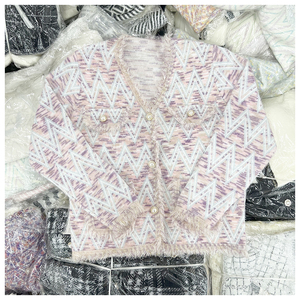 <span class=keywords><strong>Blazer</strong></span> Corto de Tweed Nuevo <span class=keywords><strong>al</strong></span> <span class=keywords><strong>por</strong></span> <span class=keywords><strong>Mayor</strong></span>, Suéter para <span class=keywords><strong>Mujer</strong></span>, Compra <span class=keywords><strong>al</strong></span> <span class=keywords><strong>por</strong></span> <span class=keywords><strong>Mayor</strong></span> de Blazers y Chaquetas, Fardos de Blazers de Tweed - Product Image 3