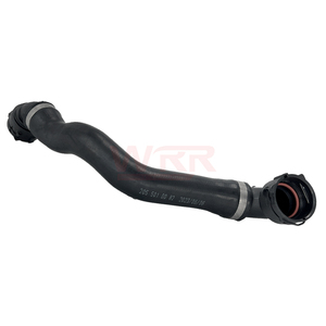 2055010082 2055013000 Tuyau de radiateur de liquide de refroidissement pour Benz W205 C300 C400 C43, tube en caoutchouc de trop-plein du réservoir d'expansion du moteur - Product Image 1