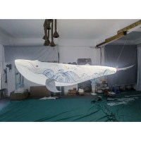 Drone télécommandé gonflable bionique en forme de baleine avec pompe à air électrique pour événements festifs et centres commerciaux