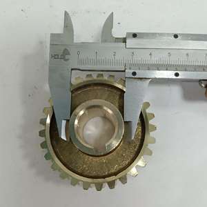 قطع غيار علبة التروس البرونزية UM 26*9 لجزازة العشب - خدمة OEM مع ضمان لمدة سنة واحدة - Product Image 5