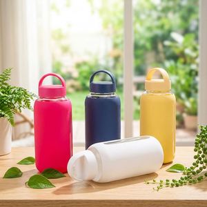 Bouteille d'eau en verre personnalisée de 800 ml avec manchon en silicone, gourde réutilisable transparente pour la salle de sport, le sport, les voyages en plein air - Product Image 1