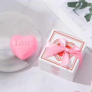 Set Regalo di Saponi Solidi Artigianali - Realizzati con Ingredienti Naturali, Molteplici Fragranze per Regali in Ogni Occasione - Product Image 2