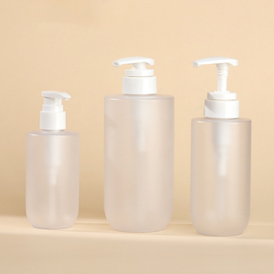 Échantillon gratuit bouteille de gel douche transparente/givrée/blanche de 200ml/300ml/500ml bouteille de shampooing en plastique à pompe à crème pour produits de nettoyage - Product Image 2