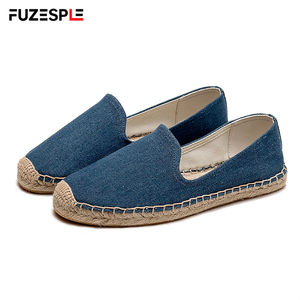 Espadrilles décontractées pour femmes en toile bleu clair à bout fermé, semelle en jute tressée, antidérapantes, style mocassins, chaussures de pêcheur d'été - Product Image 5