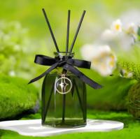 Bouteille de diffuseur de roseau en verre de parfum d'huile essentielle de 150ml