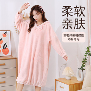 เสื้อคลุมอาบน้ำแบบมีฮู้ด Jin Ao ไซส์เดียว ผ้าคอรัลฟลีซ ซึมซับน้ำได้ดี เนื้อนุ่ม ชุดนอนสำหรับผู้หญิง - Product Image 3