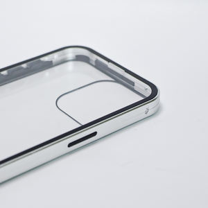 Custodia per telefono magnetica con telaio in lega di alluminio - Product Image 5