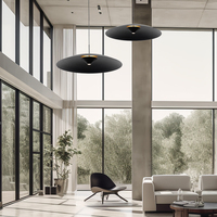 Luminaire suspendu moderne en aluminium noir en forme de dôme avec LED blanc chaud, angle de faisceau de 160° et IRC 80 pour salon