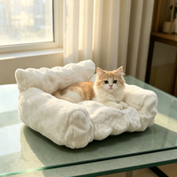 Canapé-lit de luxe pour petit chien, fausse fourrure de lapin, coussin de couchage amovible et lavable avec base antidérapante pour sols en bois dur