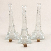 Pot en forme de tour de verre de 40ml avec espace de cuisine sculpté en liège applicable au stockage des aliments