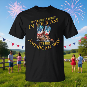 Camiseta del 4 de julio con diseño patriótico de botas de vaquero y bandera estadounidense para hombre - Product Image 3