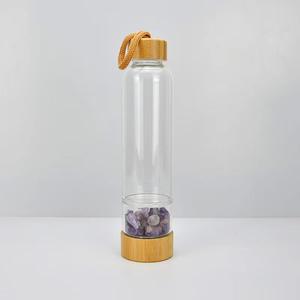 Bouteille d'eau en verre borosilicate haute performance avec couvercle en bambou, grande capacité, tasse à pierres énergétiques, tasse à pierres concassées, tasse cadeau - Product Image 2