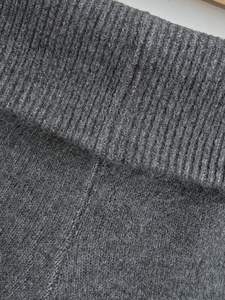 2025 nuovi <span class=keywords><strong>pantaloncini</strong></span> in maglia tinta unita elasticizzati in stile dolce elegante, pantaloni versatili di quattro stagioni a tre quarti abbinati a una ragazza piccante - Product Image 4