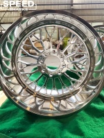 Rines Forjados Plateados Pulidos de China Forged Wheels Co. 22x10 para Ram 1500, 22x12, 24x14, 26x12, 26x14, 26x16, 8x180, 8x170 para Ford F250