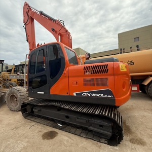 Excavatrice sur chenilles d'occasion Doosan DX150LC-9C, poids opérationnel 15 tonnes, moteur, boîte de vitesses, pompe, prête pour l'exploitation minière et la construction - Product Image 3