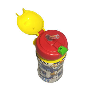 Sublimation isolée en acier inoxydable Enfants <span class=keywords><strong>Dessin</strong></span> personnalisé Bouteille <span class=keywords><strong>d</strong></span>'eau écologique avec paille pour garçons - Product Image 4