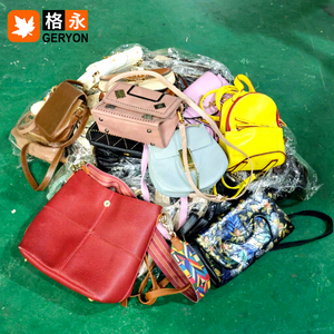 Bolsos de Mano y Bandolera para Mujer, Surtidos VIP, Grado A++, Estándar Superior, Alta Calidad al por Mayor - Product Image 1