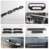 Ford Bronco 21-25 Plastik Karbon Fiber Görünümlü İç Konsol Bardaklık ve Kapı Kolu Lüks Dekoratif Koruyucu Kaplama Seti
