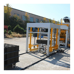 Macchina per la produzione di blocchi QT6-15, per la realizzazione di blocchi solidi e cavi, blocchi cavi da <span class=keywords><strong>4</strong></span>, 6, 8 pollici, linea di produzione di mattoni in cemento. - Product Image 4