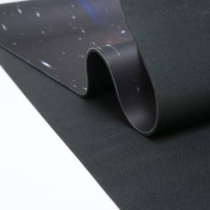 <span class=keywords><strong>Tapis</strong></span> <span class=keywords><strong>de</strong></span> <span class=keywords><strong>jeu</strong></span> au design personnalisé <span class=keywords><strong>Tapis</strong></span> <span class=keywords><strong>de</strong></span> <span class=keywords><strong>jeu</strong></span> pour cartes TCG avec sublimation <span class=keywords><strong>Tapis</strong></span> <span class=keywords><strong>de</strong></span> combat en caoutchouc - Product Image 2