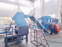 Déchets Plastique Déchets Film LDPE PP PE PVC Tuyau Bouteille PET ABS Bosse Déchiquetage Broyage Lavage Broyeur Broyeur Machine De Recyclage
