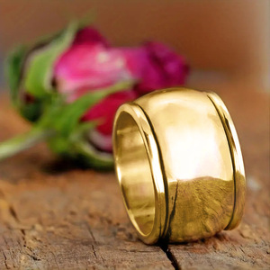 Bague en cuivre à face large, unisexe, en or, simple, pour l'index, bijou cadeau - Product Image 1
